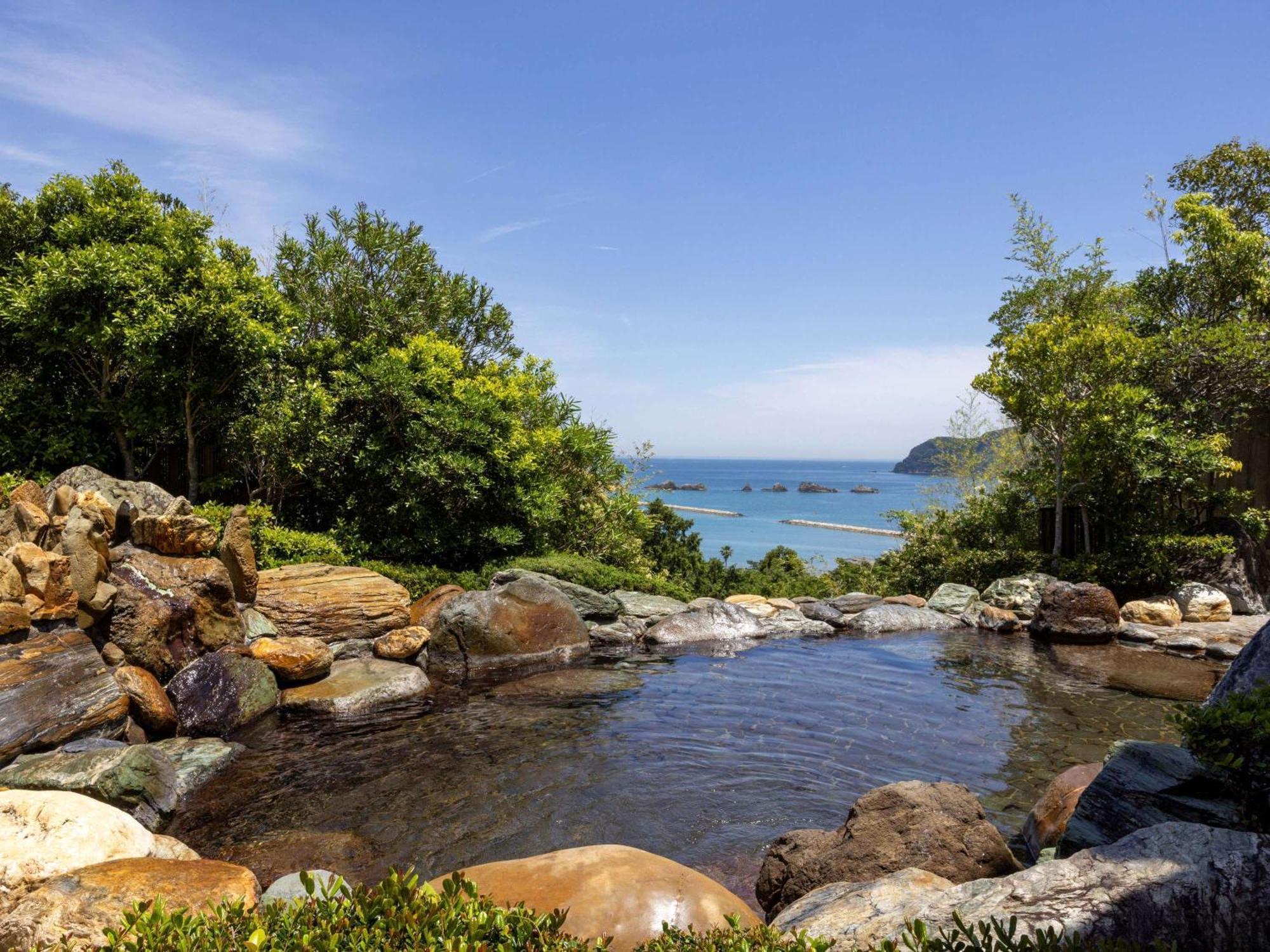 Mercure Wakayama Kushimoto Resort & Spa Exterior photo